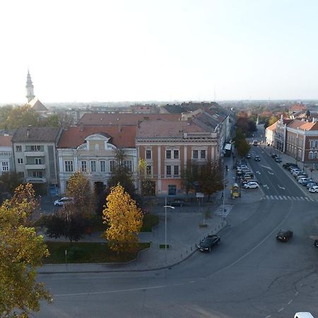 Hotel Srbija 브르사츠 외부 사진