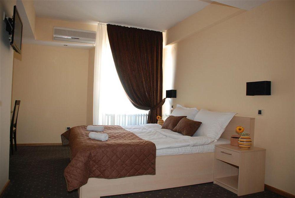 Hotel Srbija 브르사츠 외부 사진
