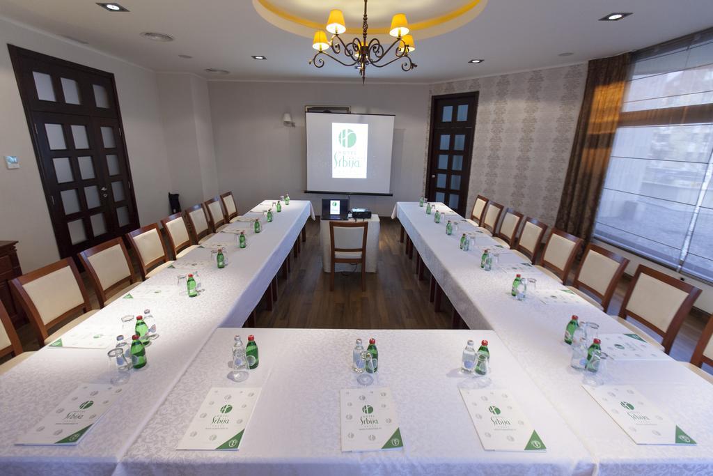 Hotel Srbija 브르사츠 외부 사진