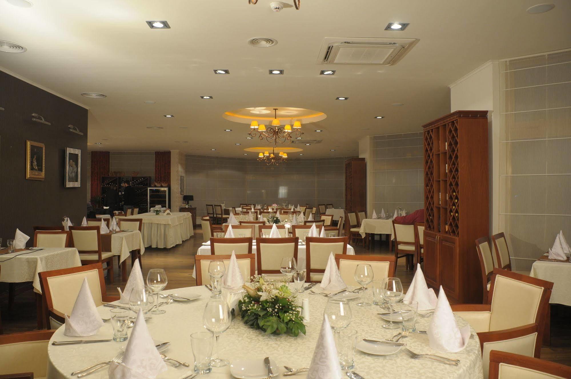 Hotel Srbija 브르사츠 외부 사진