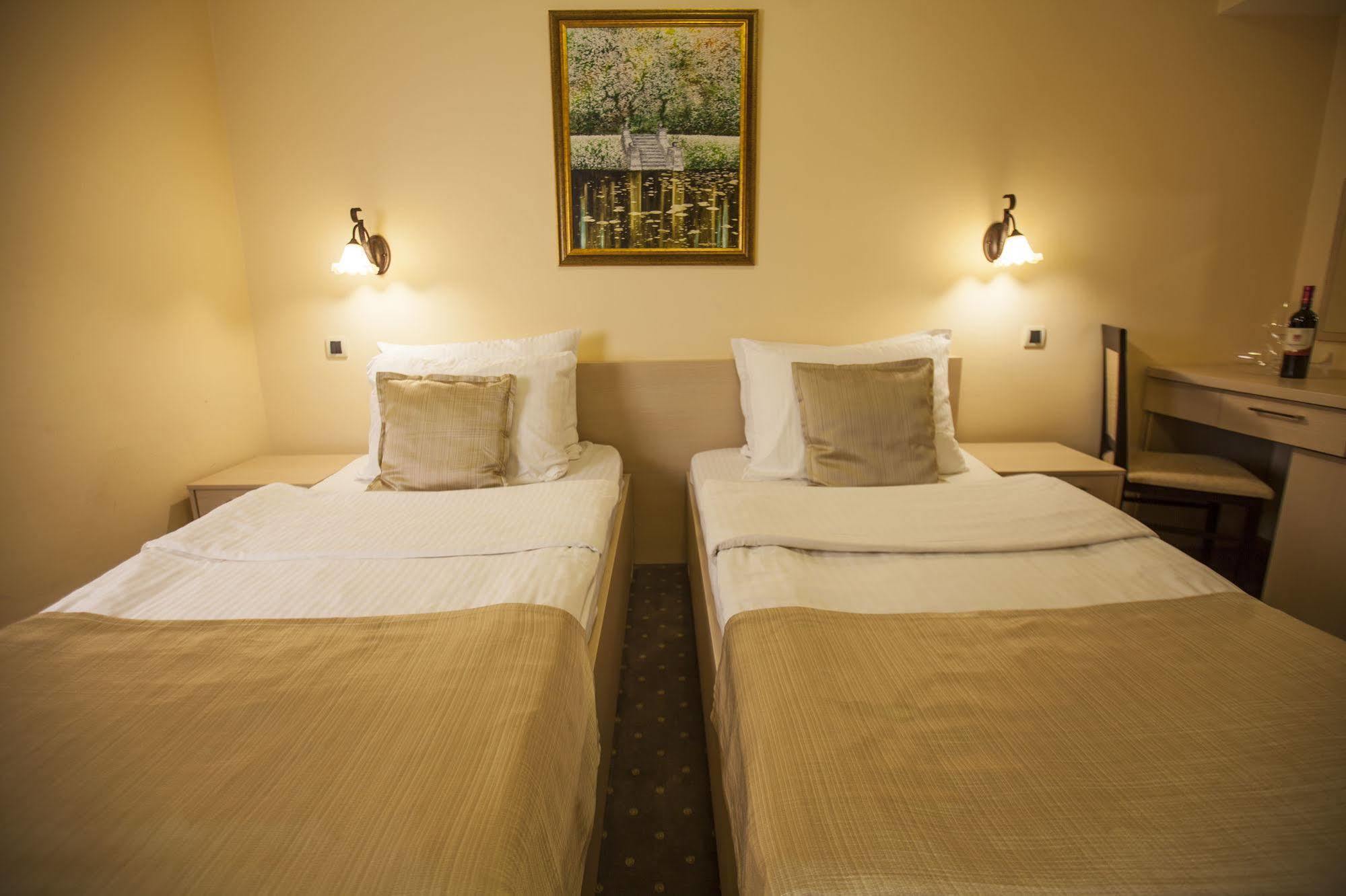 Hotel Srbija 브르사츠 외부 사진