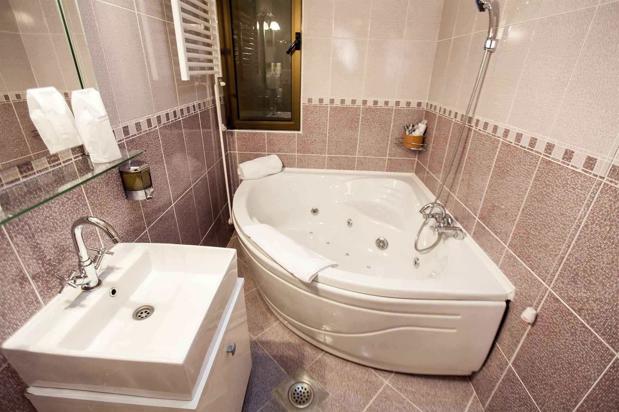 Hotel Srbija 브르사츠 외부 사진