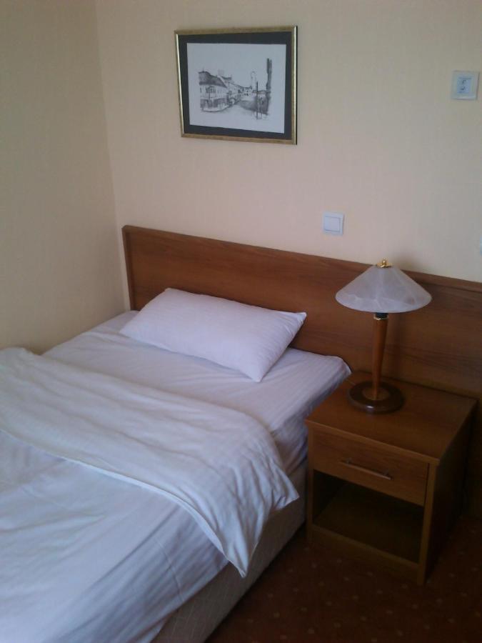 Hotel Srbija 브르사츠 외부 사진