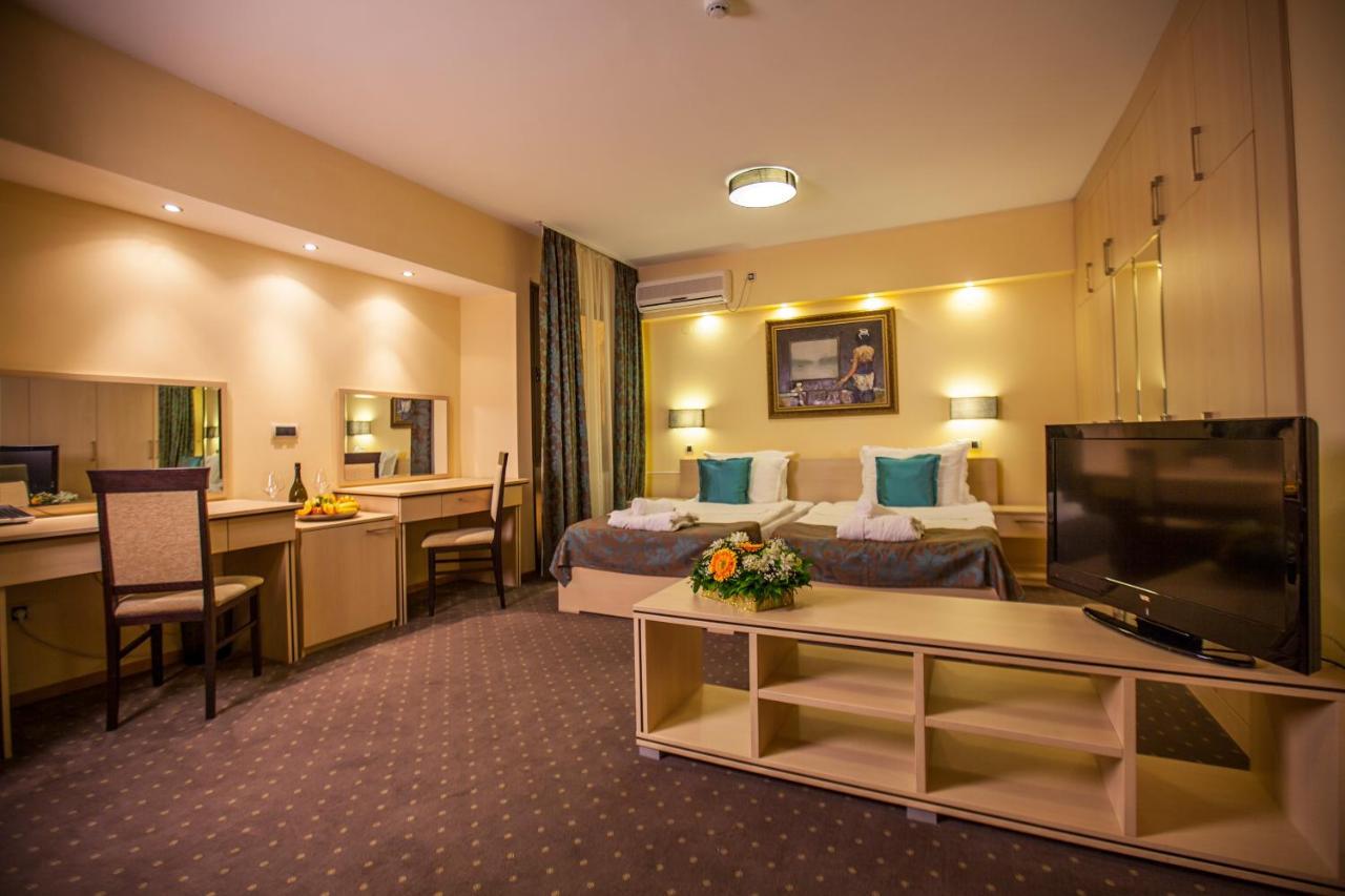 Hotel Srbija 브르사츠 외부 사진